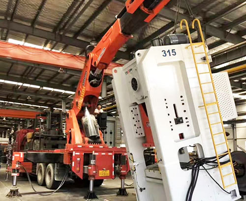 阿坝提升工作效率，选择优质折臂吊租赁服务