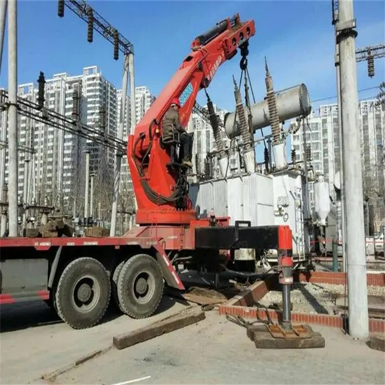 阿坝就近吊车出租|工地厂房吊装设备租赁|24小时高效响应