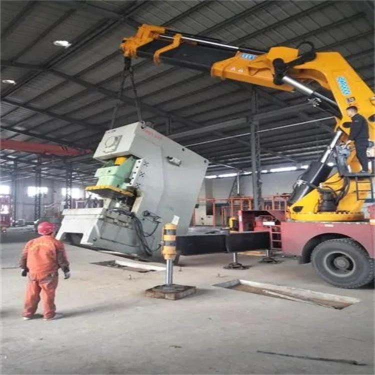 阿坝80吨折臂吊车出租附近电话