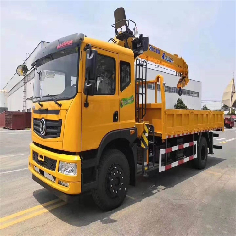 阿坝附近找一辆随车吊出租