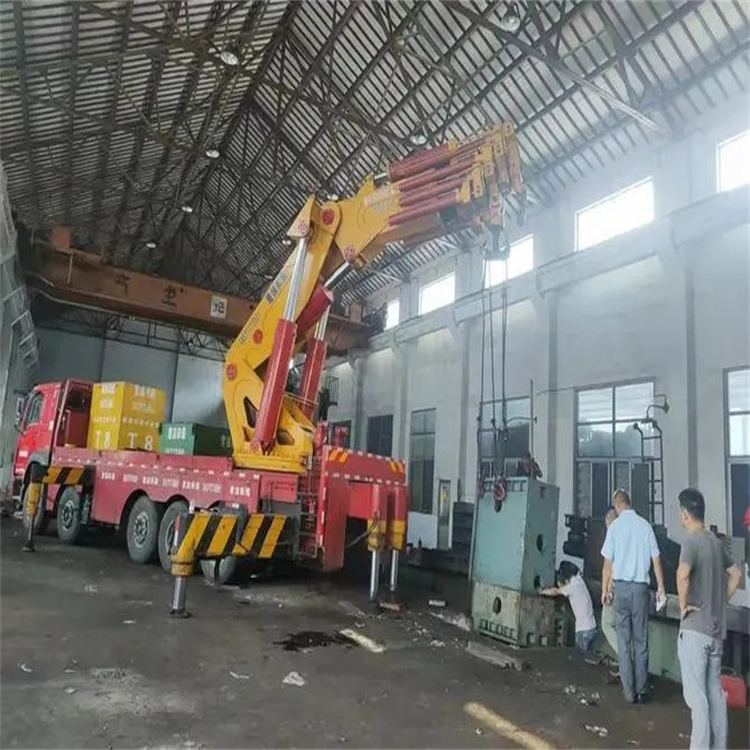 阿坝速查！附近自卸吊车租赁电话及租赁全攻略