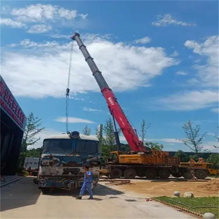 阿坝吊车出租｜16吨汽车吊｜工地吊装/设备吊运｜灵活调度_专业团队